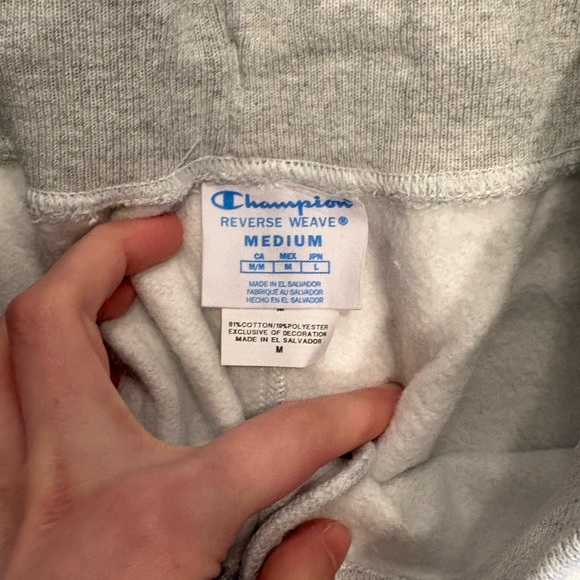 Men’s size medium grey champion sweatpants GUC - Picture 2 of 3